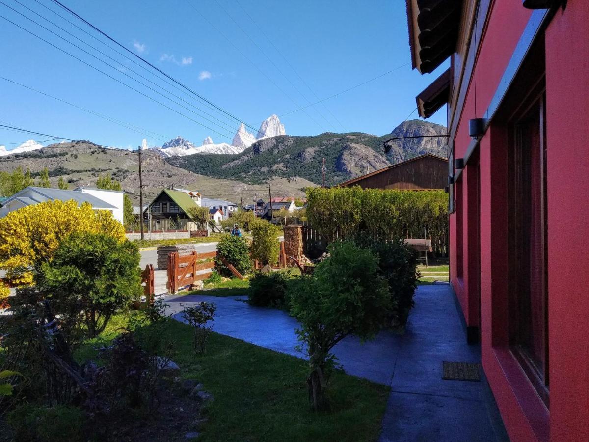 Constantino Hostel By Lo De Guille El Chaltén Exterior foto